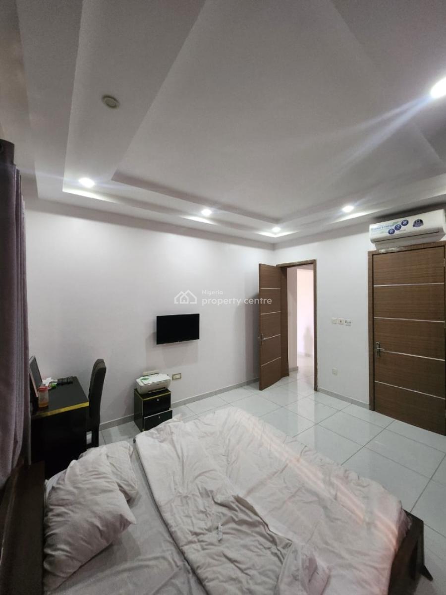 Furnished 3 Bedroom Apartment with Swimming Pool, Lekki Right, Lekki, Lagos, Flat / Apartment for Rent