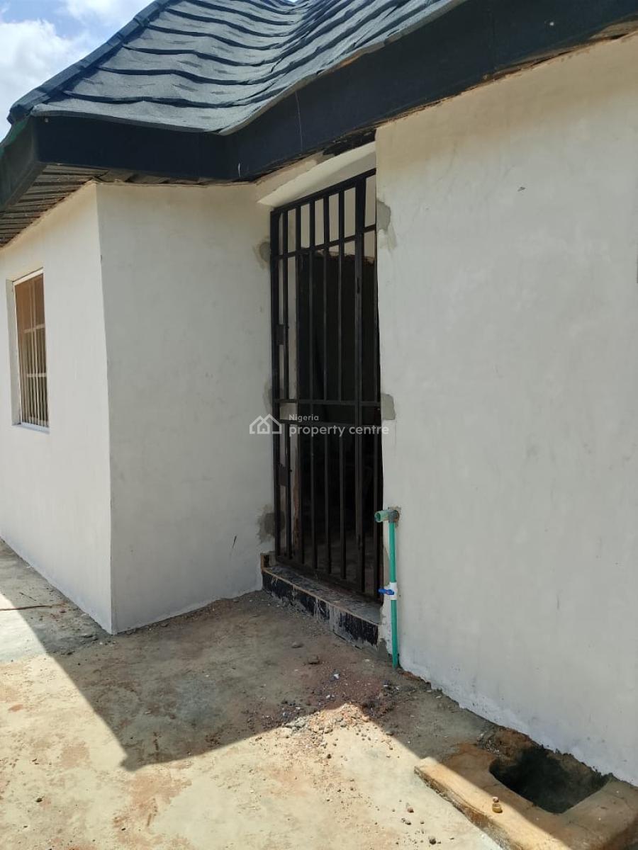 Brand New Pop Room & Parlour Selfcon!, Fakale , Adamo, Ikorodu, Lagos, Flat / Apartment for Rent