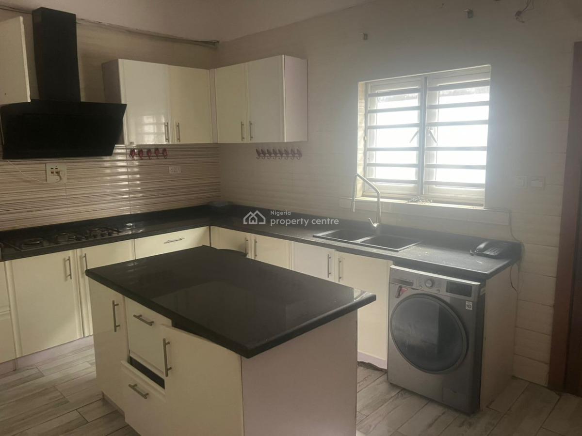 Self Compound 4 Bedroom Semi Detached Duplex with Bq, Osapa, Lekki, Lagos, Semi-detached Duplex for Sale