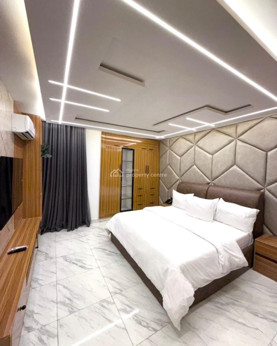 Soothing Three Bedroom Apartment, Zone 5, Wuse, Abuja, Flat / Apartment Short Let