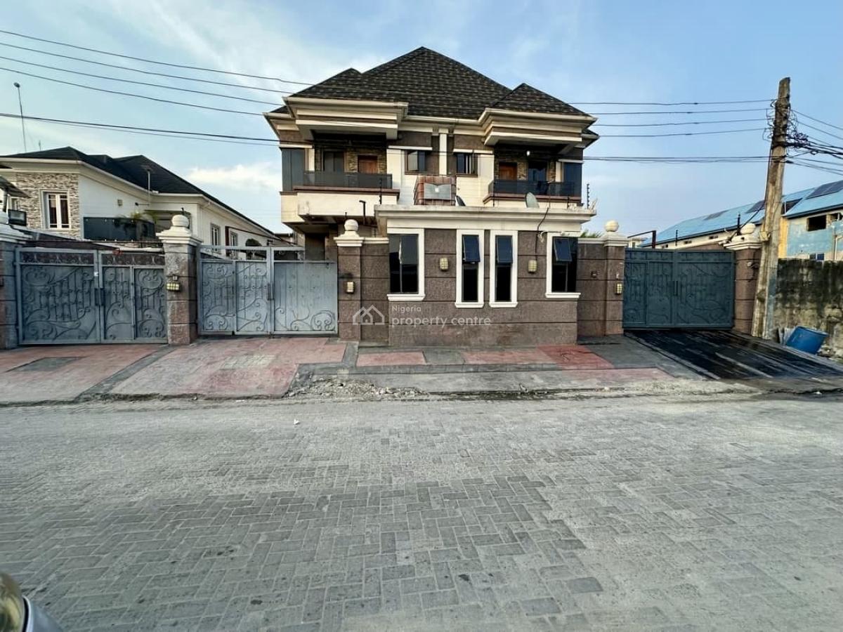 Luxury 4-bedroom Semi-detached Duplex with Bq  in Ikate (resid, Ikate, Lekki, Lagos, Semi-detached Duplex for Rent