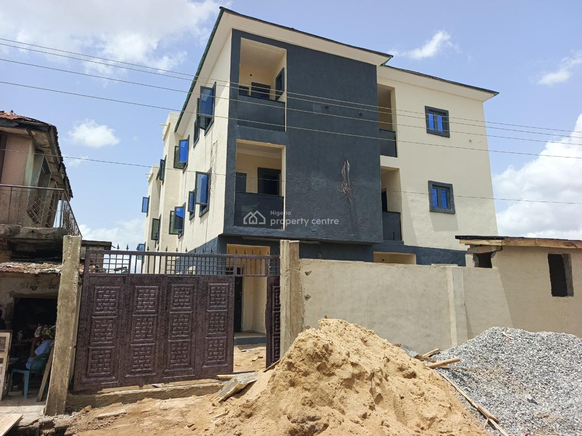 Mini Flat, 2 Toilets, Akilo Acme, Oba Akran, Ikeja, Lagos, Mini Flat (room and Parlour) for Rent