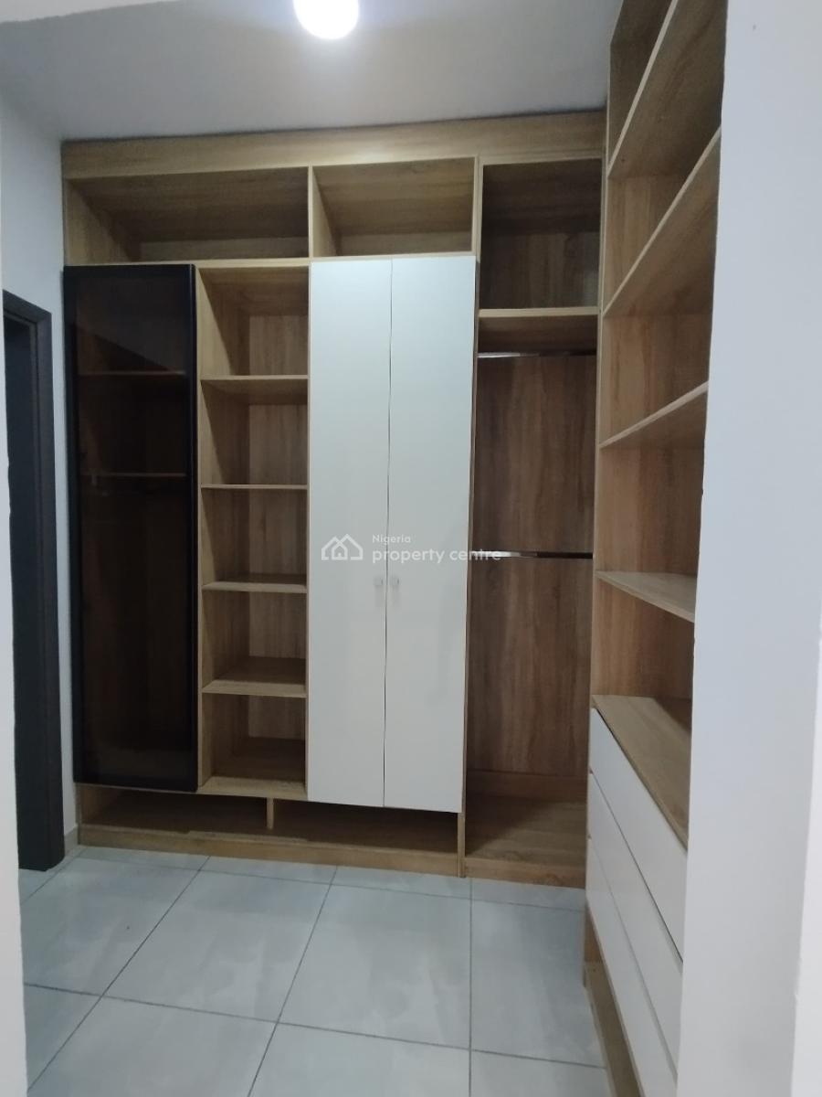 a Serviced 4 Bedroom Terrace House in Lekki Phase 1., Lekki Phase 1., Lekki Phase 1, Lekki, Lagos, Terraced Duplex for Rent