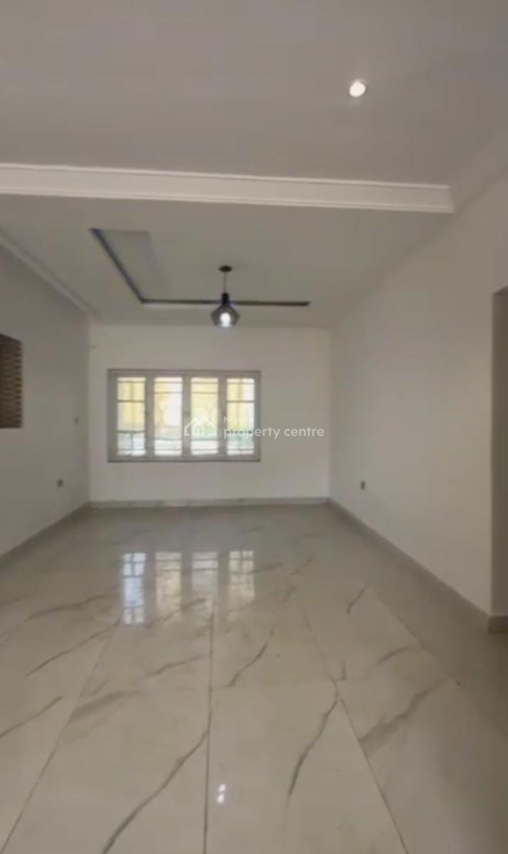 Luxury 3 Bedrooms Apartment Inside an Estate, Guzape Main, Guzape District, Abuja, Flat / Apartment for Rent