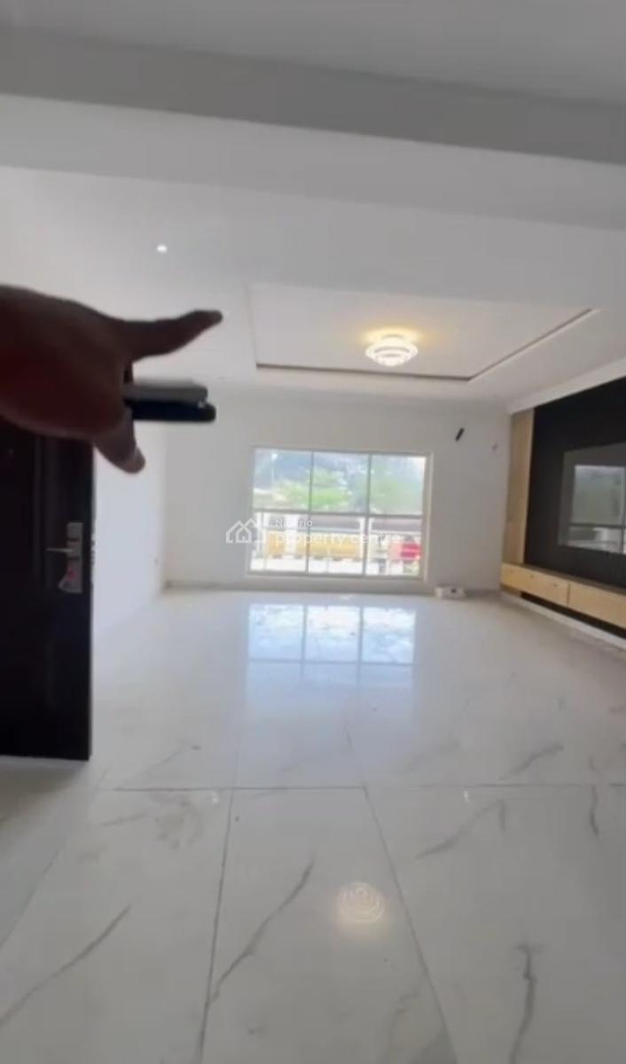 Luxury 3 Bedrooms Apartment Inside an Estate, Guzape Main, Guzape District, Abuja, Flat / Apartment for Rent