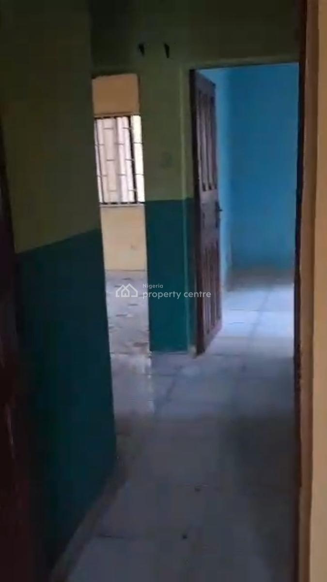 Spacious 3 Bedroom Apartment in a Secured Estate, Adeniyi Jones, Adeniyi Jones, Ikeja, Lagos, Flat / Apartment for Rent
