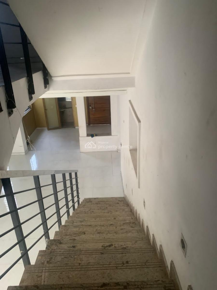 Spacious 5 Bedroom Detached House with Swimming Pool and 2 Rooms Bq, Lekki Phase 1, Lekki, Lagos, Detached Duplex for Rent