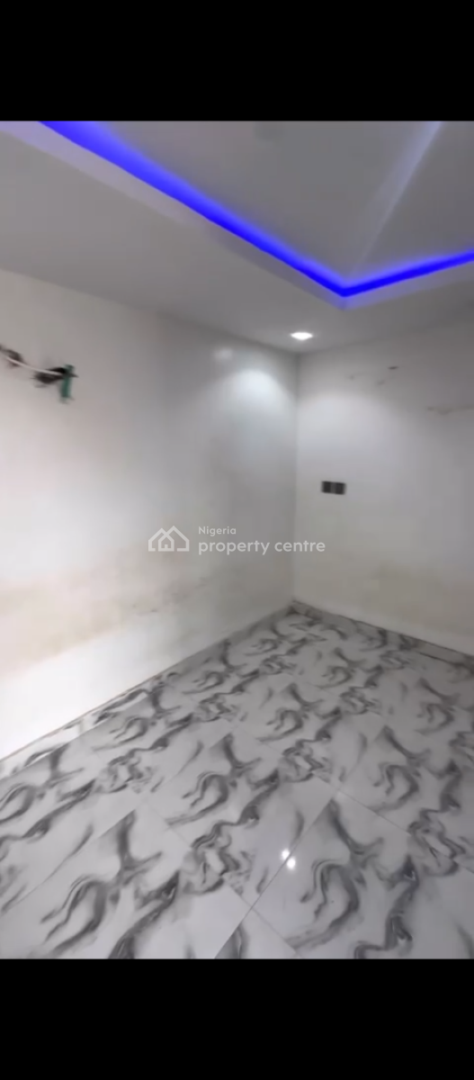 Proper Self Con Located in a Proper Estate, Ologolo, Lekki, Lagos, Self Contain (single Rooms) for Rent