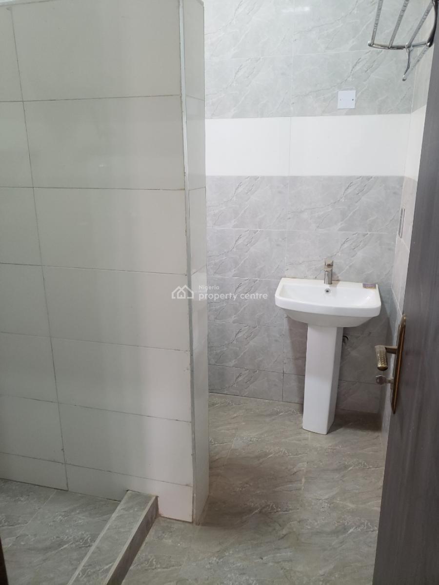 Brand-new 2bedroom Flat, By Naf Valley Estate, Asokoro District, Abuja, Flat / Apartment for Rent