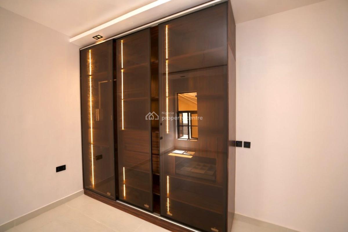 Brand New 2 Bedroom Apartment with a Bq Each in Lekki Phase 1., Lekki Phase 1., Lekki Phase 1, Lekki, Lagos, Flat / Apartment for Sale