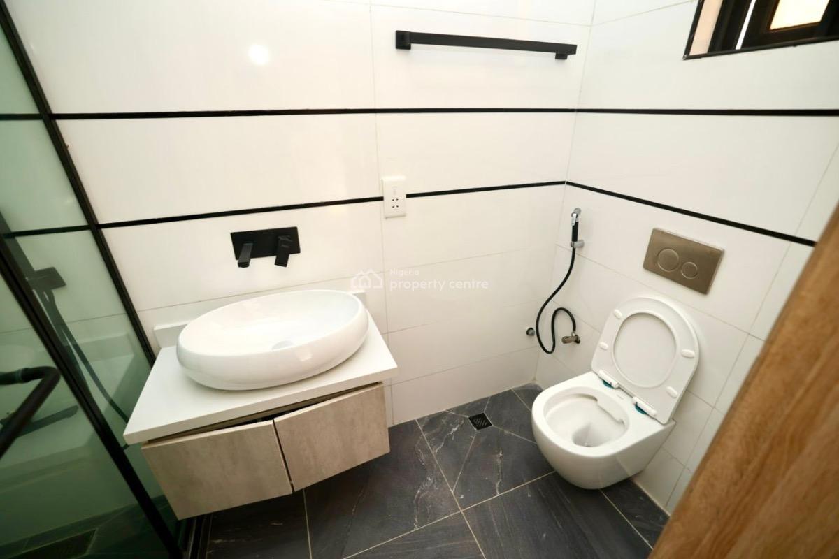 Brand New 2 Bedroom Apartment with a Bq Each in Lekki Phase 1., Lekki Phase 1., Lekki Phase 1, Lekki, Lagos, Flat / Apartment for Sale