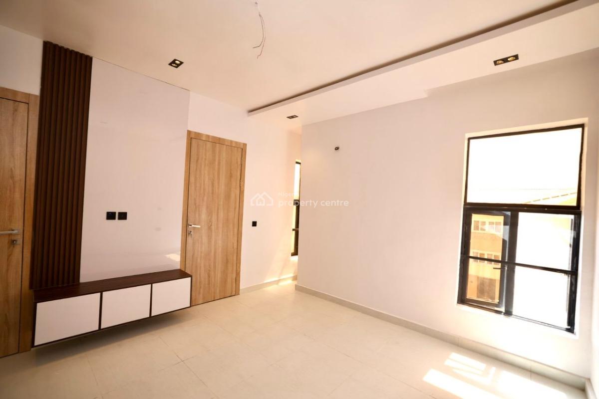 Brand New 2 Bedroom Apartment with a Bq Each in Lekki Phase 1., Lekki Phase 1., Lekki Phase 1, Lekki, Lagos, Flat / Apartment for Sale