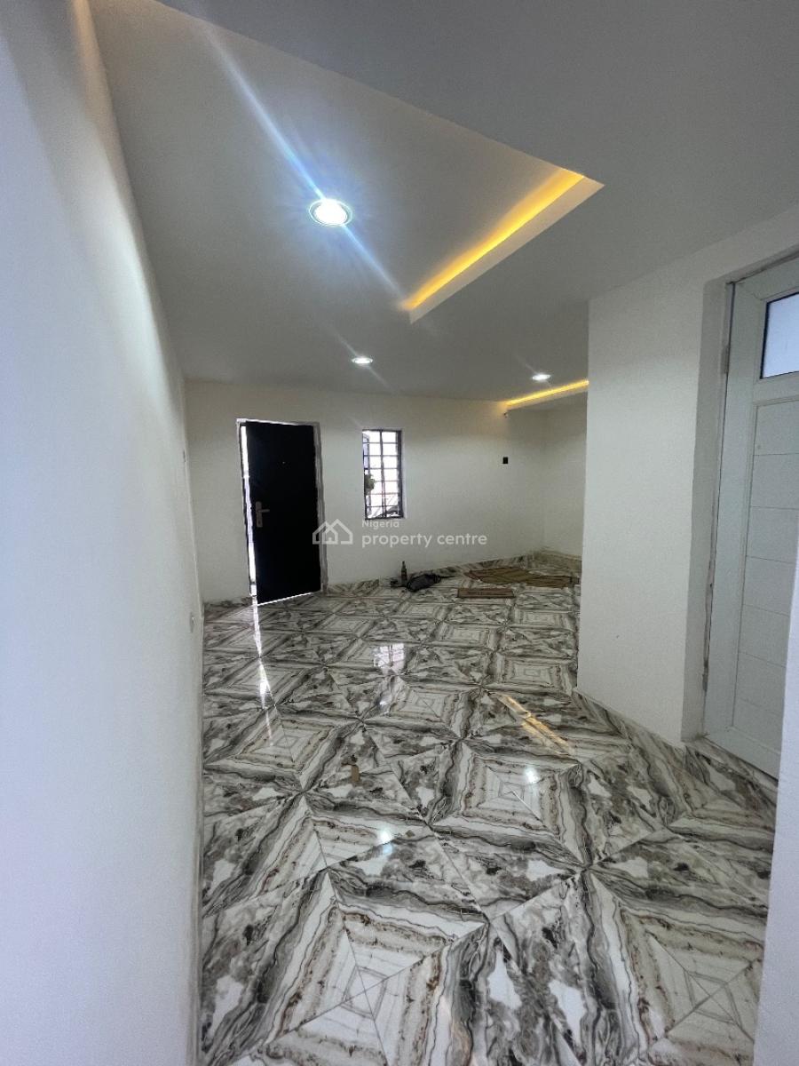 Spacious Room Self Contain, Omole Phase 2, Ikeja, Lagos, Self Contain (single Rooms) for Rent