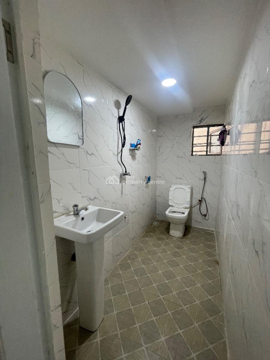 Spacious Room Self Contain, Omole Phase 2, Ikeja, Lagos, Self Contain (single Rooms) for Rent
