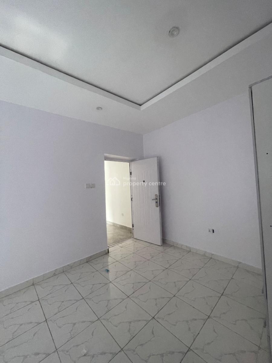 Standard 2 Bedrooms Apartment in a Call to Access Estate, Sangotedo, Ajah, Lagos, Flat / Apartment for Rent