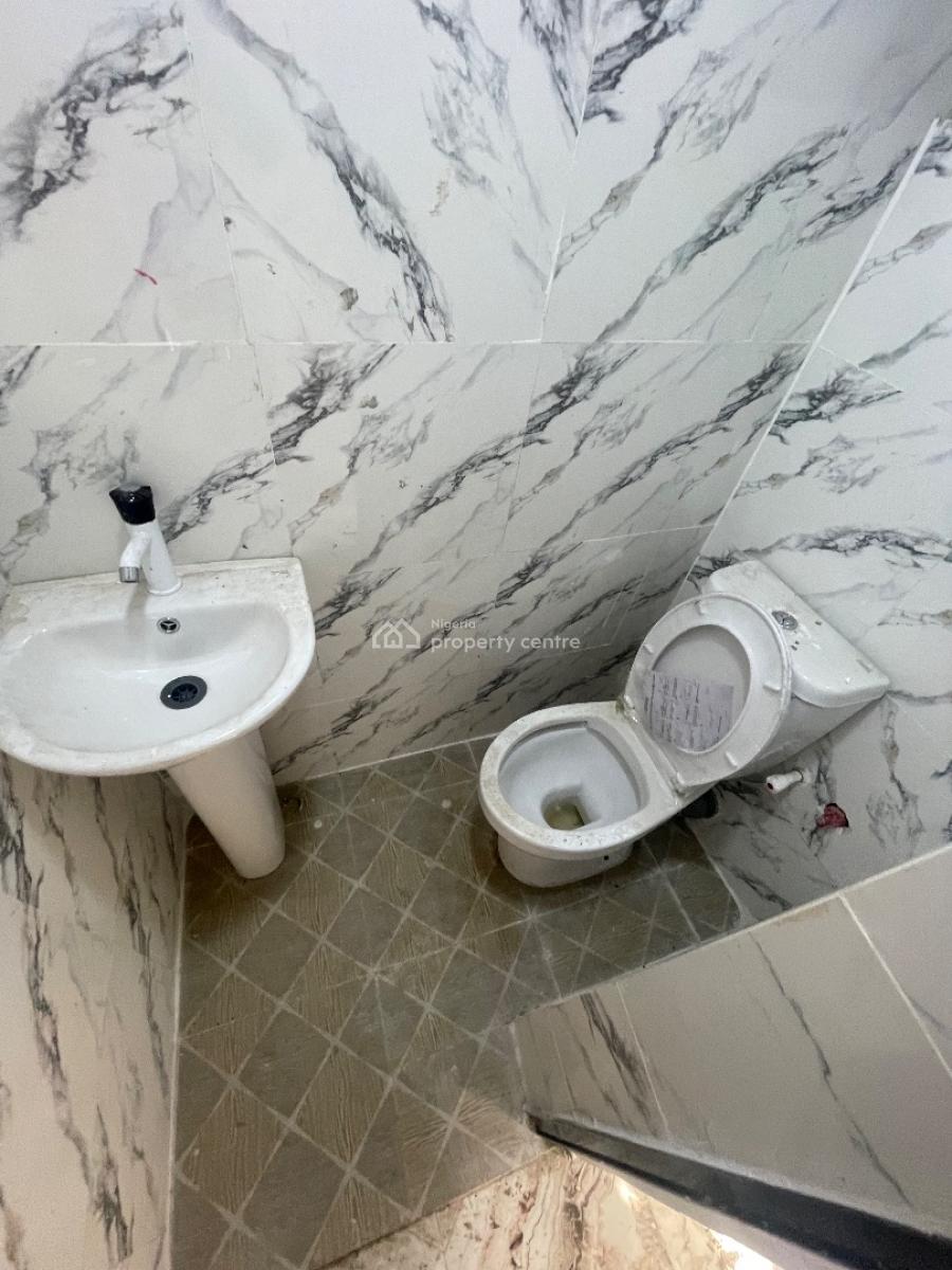 New 2 Bedroom Ensuites, Omole Phase 2, Ikeja, Lagos, Flat / Apartment for Rent