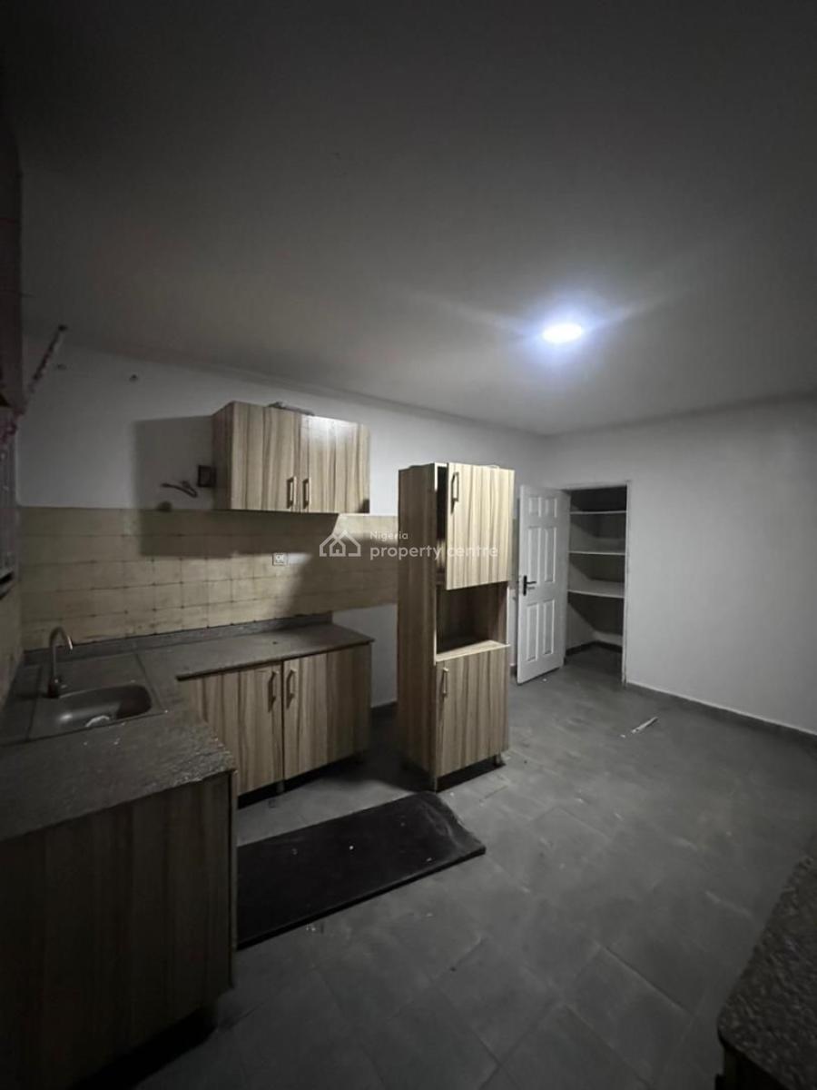 Well Capacious 4 Bedroom Private Terrace with Bq and Gate House, Lekki Phase 1, Lekki, Lagos, Terraced Duplex for Sale
