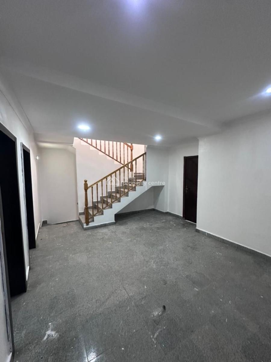 Well Capacious 4 Bedroom Private Terrace with Bq and Gate House, Lekki Phase 1, Lekki, Lagos, Terraced Duplex for Sale