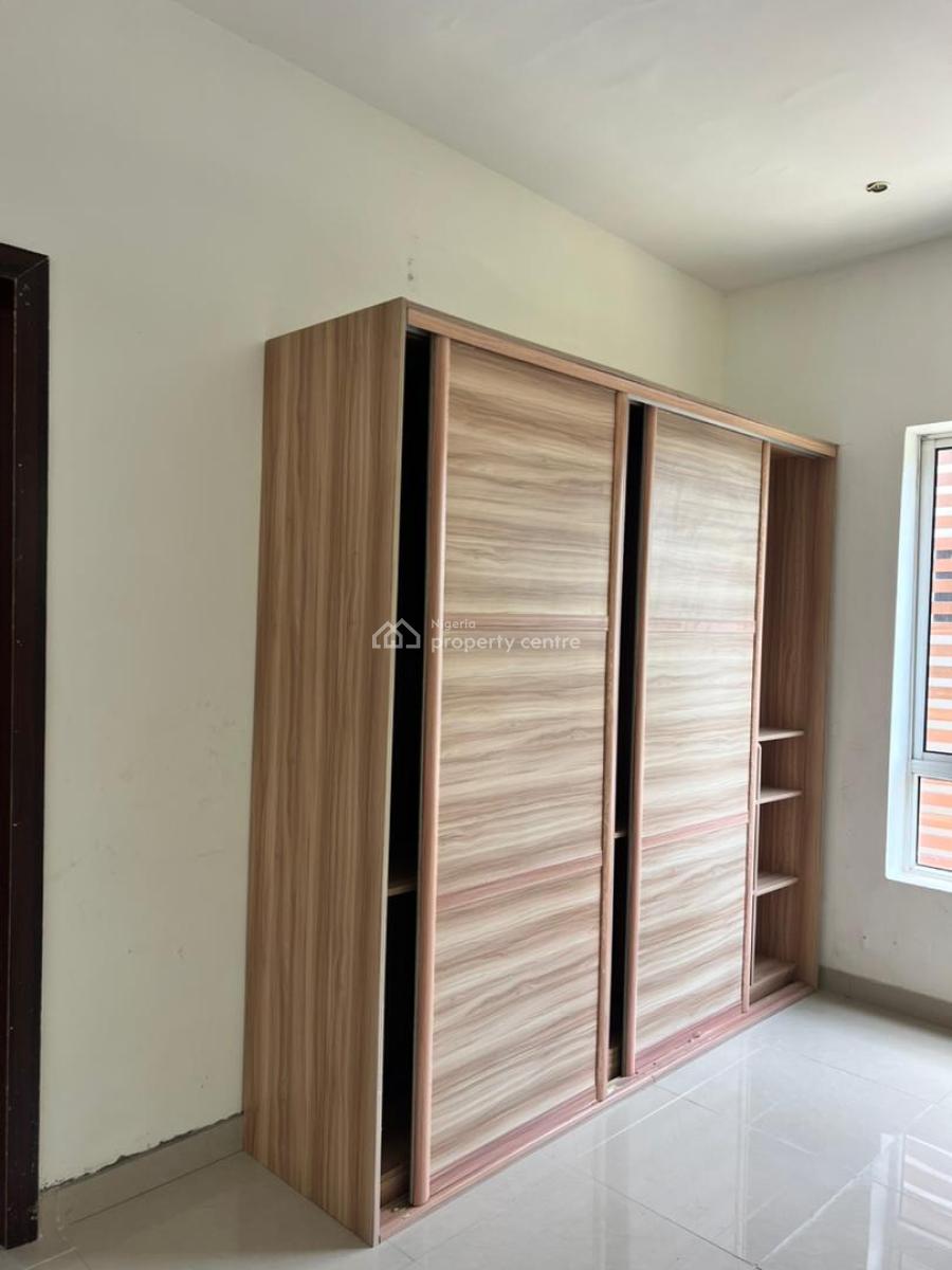 Exquisitely Detailed 3 Bedroom Apartment + Bq, Elevator, & Pool, Banana Island, Ikoyi, Lagos, Flat / Apartment for Sale