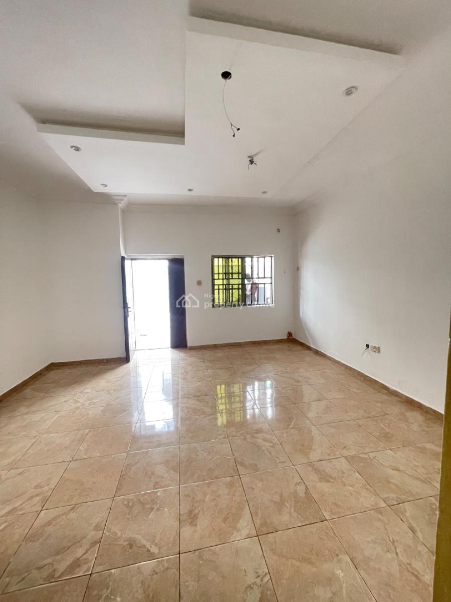 Standard Mini Flat in a Very Good Estate with Pool and Gym, Located Inside an Estate,good Road,interlocked,beautiful Estate, Sangotedo, Ajah, Lagos, Mini Flat (room and Parlour) for Rent