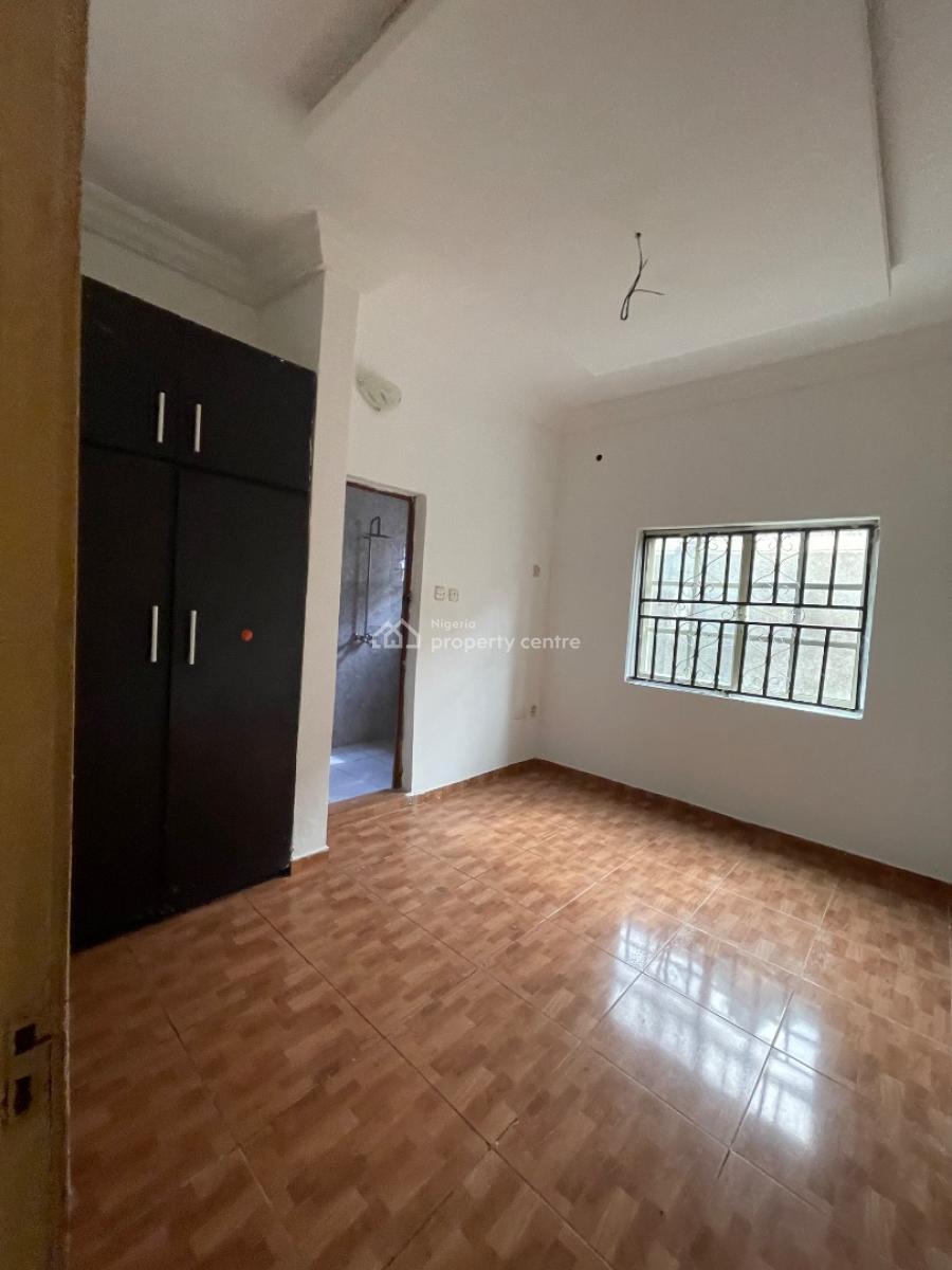 Standard Mini Flat in a Very Good Estate with Pool and Gym, Located Inside an Estate,good Road,interlocked,beautiful Estate, Sangotedo, Ajah, Lagos, Mini Flat (room and Parlour) for Rent