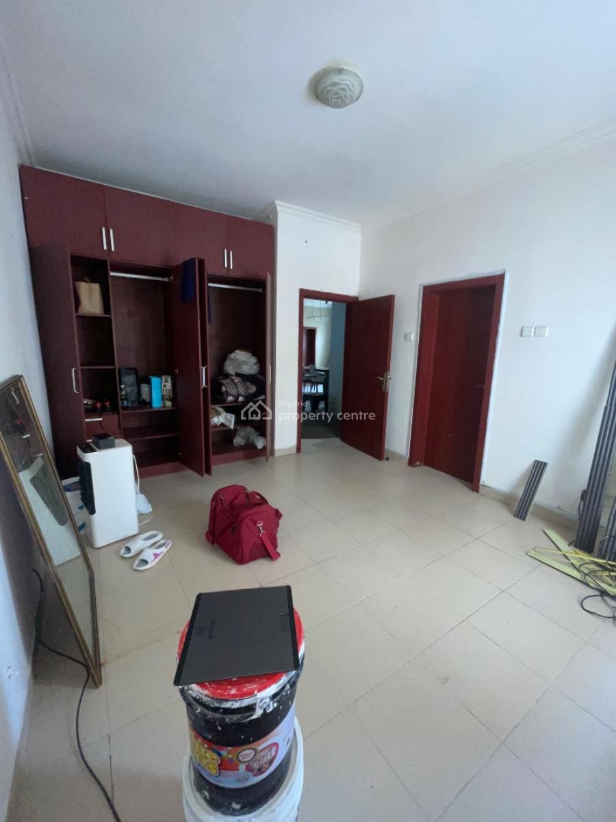 a Room in a Shared Apartment for 6 Months, Bourdillon Court Estate Chevron, Lekki, Lagos, Self Contain (single Rooms) for Rent