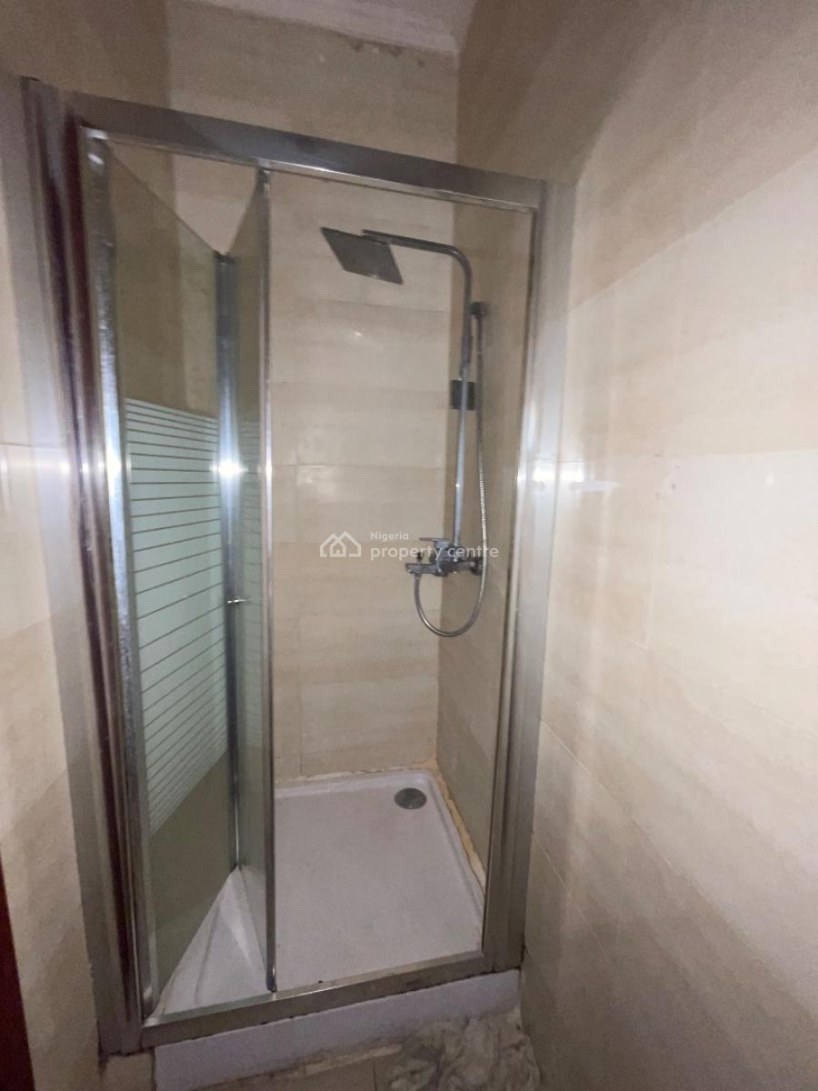 a Room in a Shared Apartment for 6 Months, Bourdillon Court Estate Chevron, Lekki, Lagos, Self Contain (single Rooms) for Rent