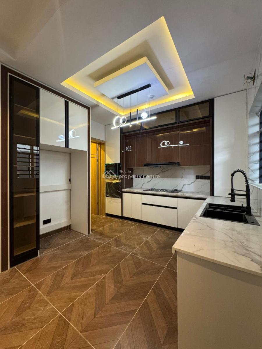 Custom Vanity 4 Bedroom Terrace Duplex + Bq in a Serene Estate, Lekki Phase 1, Lekki, Lagos, Terraced Duplex for Sale