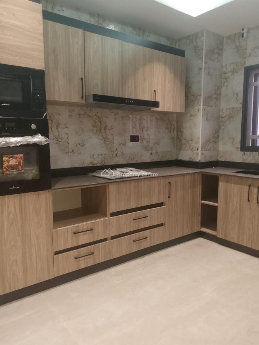 Brand New 3-bedroom Flats with Fitted Kitchen, Chandelier and Wardrobe, Dawaki News Engineering, Dawaki, Gwarinpa, Abuja, Flat / Apartment for Sale