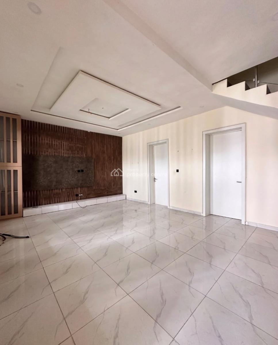 4bedroom, Mobile Road Lekki, Lekki, Lagos, Terraced Duplex for Rent