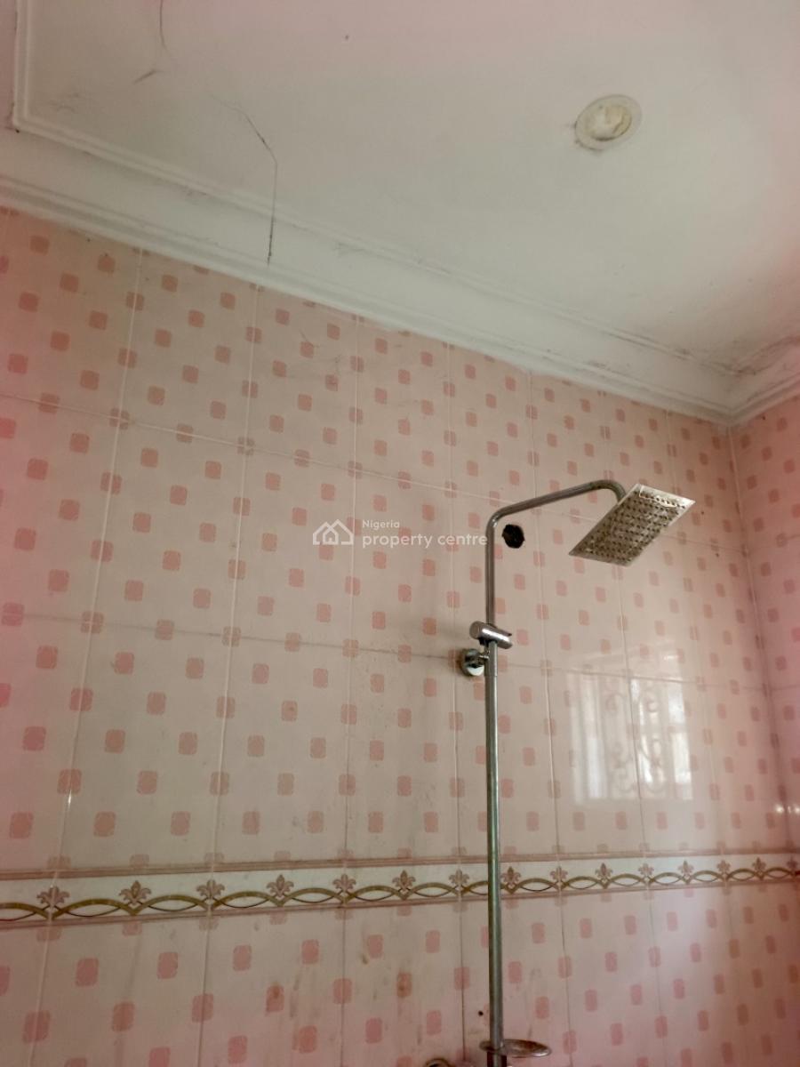 Luxury 3 Bedroom Bungalow with Excellent Facilities in Lugbe -abuja, Fha Lugbe Back of Amac Market, Fha (f.h.a), Lugbe District, Abuja, Detached Bungalow for Sale