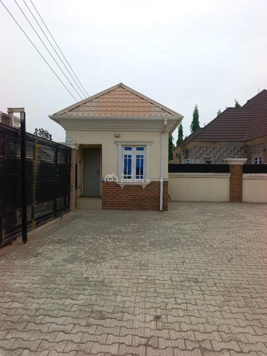 Luxury 3 Bedroom Bungalow with Excellent Facilities in Lugbe -abuja, Fha Lugbe Back of Amac Market, Fha (f.h.a), Lugbe District, Abuja, Detached Bungalow for Sale