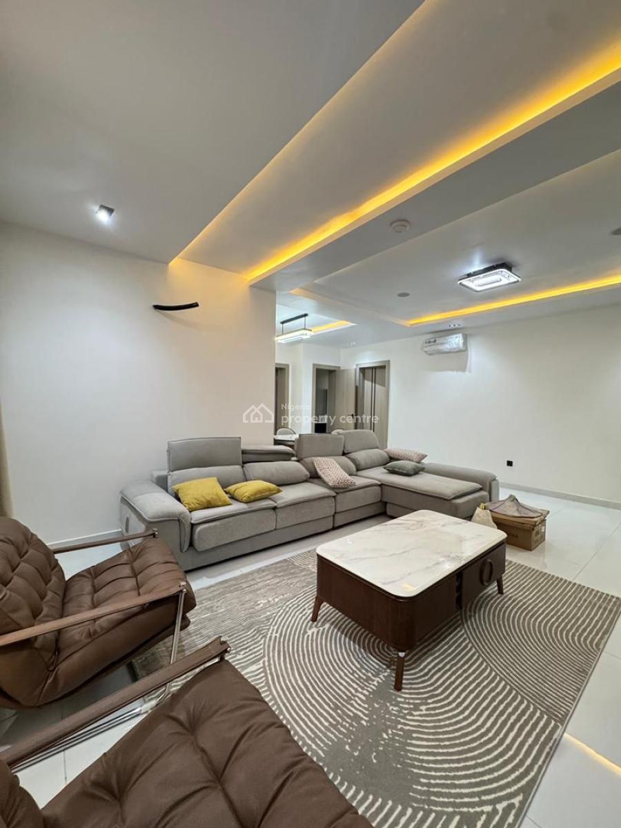 Well Built Luxury 2 Bedroom Apartment with Gym & Swimming Pool, Lekki Phase 1, Lekki, Lagos, Flat / Apartment for Sale