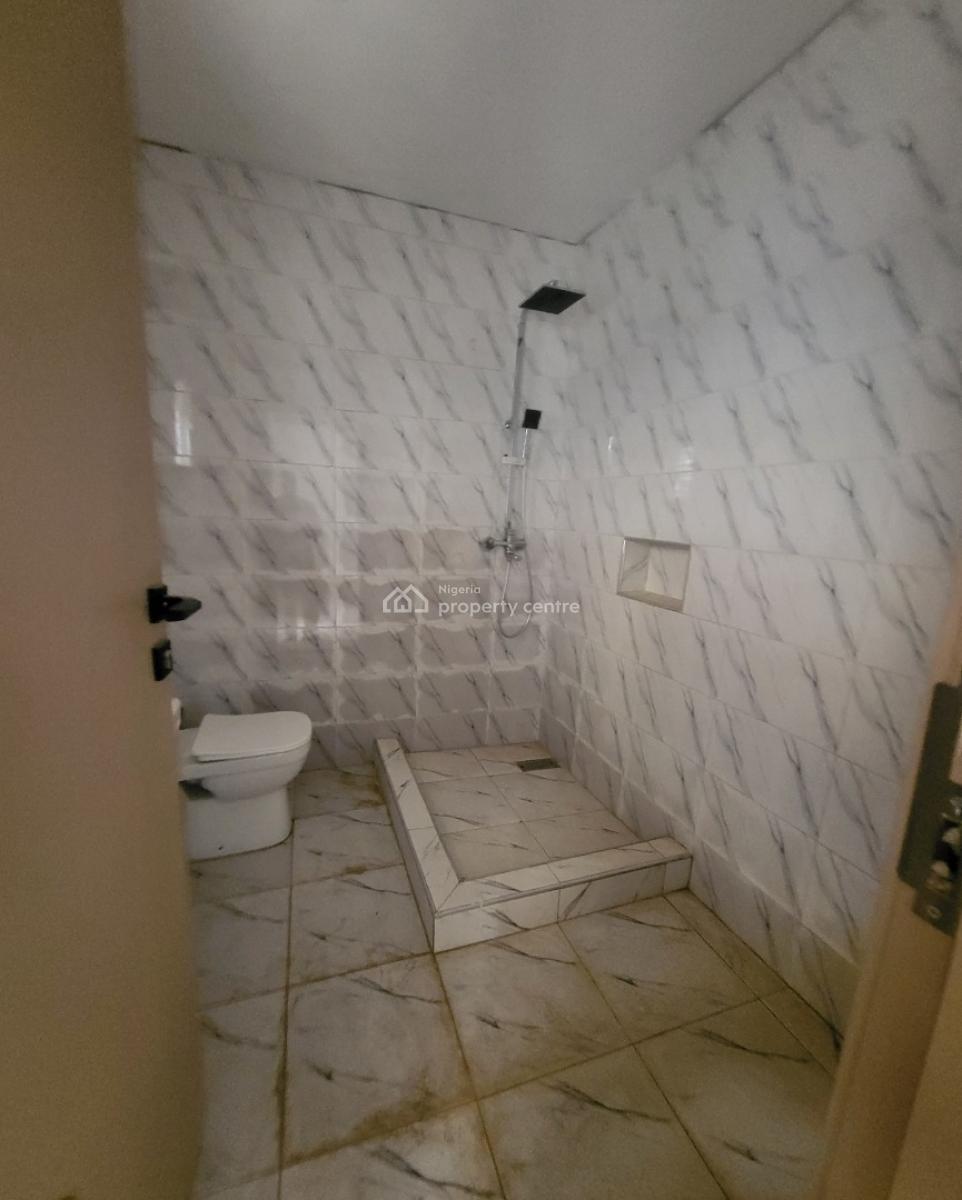 Luxurious Massive 3bedroom Flat, By Area1 Shopping Complex, Garki, Abuja, Flat / Apartment for Rent