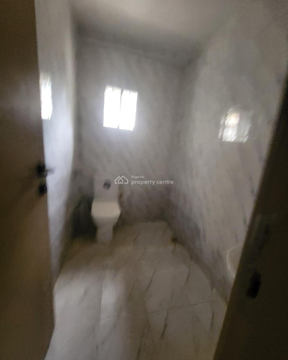 Luxurious Massive 3bedroom Flat, By Area1 Shopping Complex, Garki, Abuja, Flat / Apartment for Rent