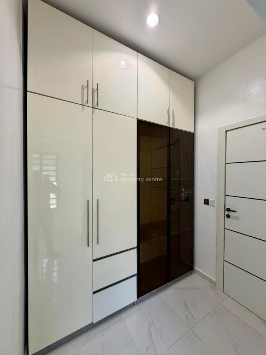 5 Bedroom Semi Detached Duplex + Bq, Magodo Phase 1, Gra Phase 1, Magodo, Lagos, Semi-detached Duplex for Sale