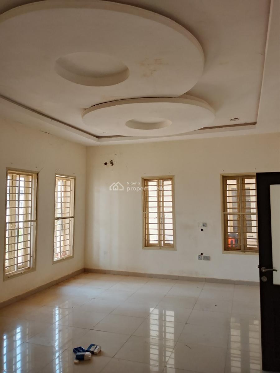 Massive 3 Bedroom, Apo Resettlement, Apo, Abuja, Flat / Apartment for Rent