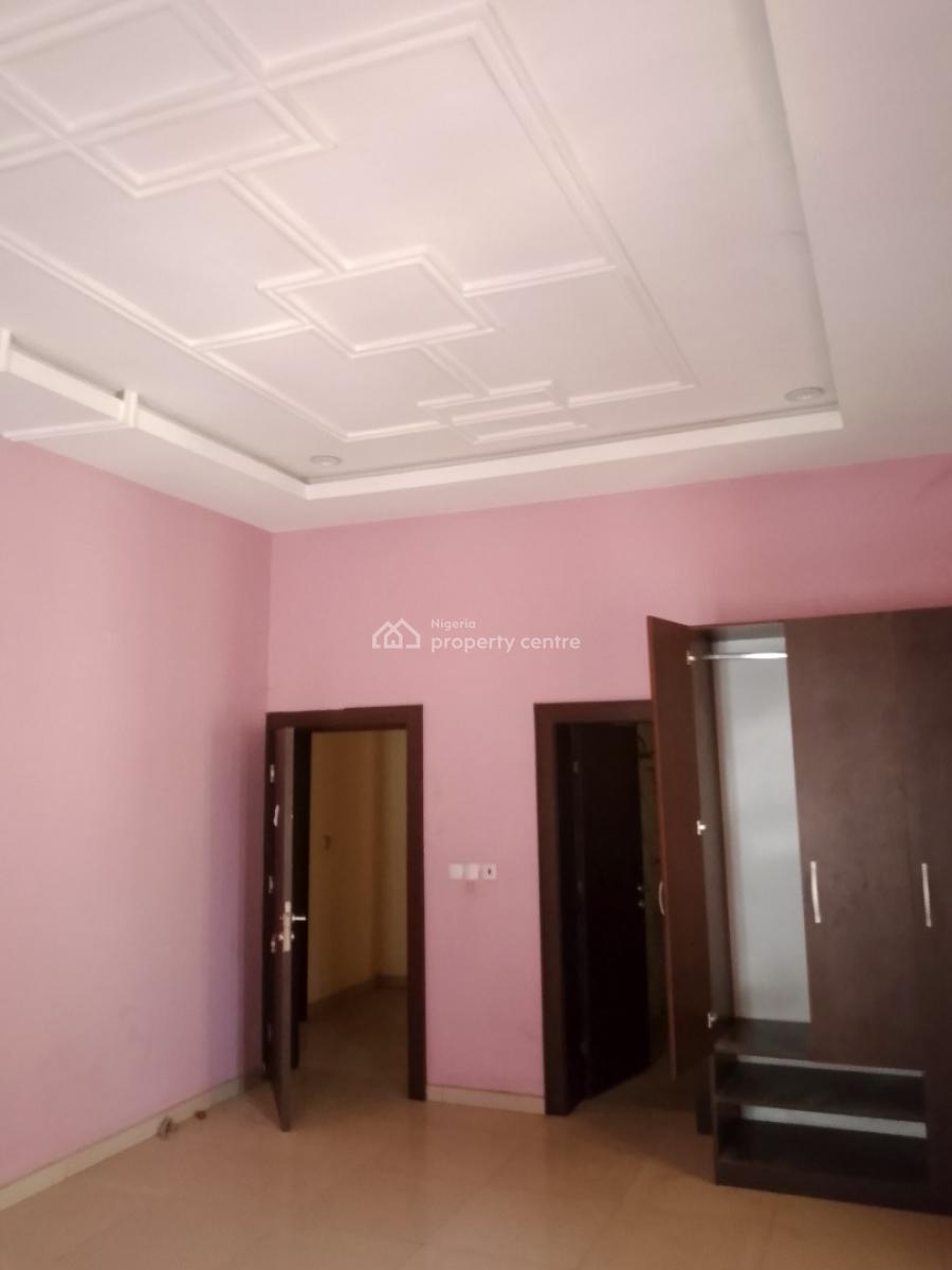 Massive 3 Bedroom, Apo Resettlement, Apo, Abuja, Flat / Apartment for Rent