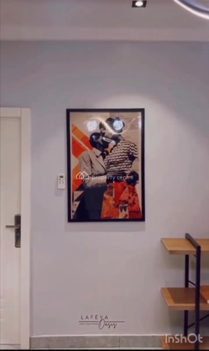 Partially Serviced and Furnished 3 Bedroom Flat at Wuse 2, Off Adetokunbo Ademola, Wuse 2, Abuja, Flat / Apartment for Rent