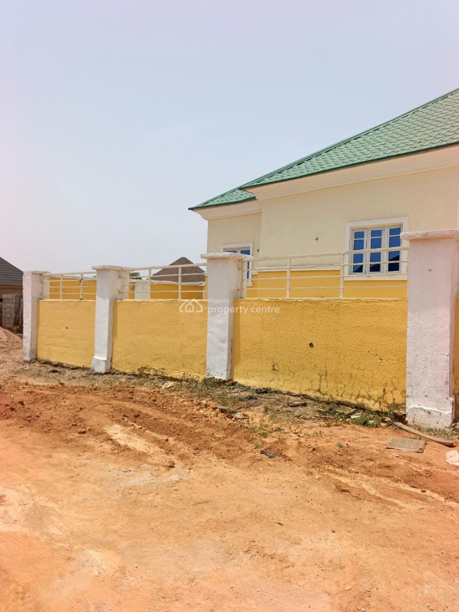 Luxury 3 Bedroom Bungalow with Excellent Facilities in Lugbe -abuja, Lugbe District in an Estate. Abuja - Nigeria., Pyakasa, Lugbe District, Abuja, Detached Bungalow for Sale