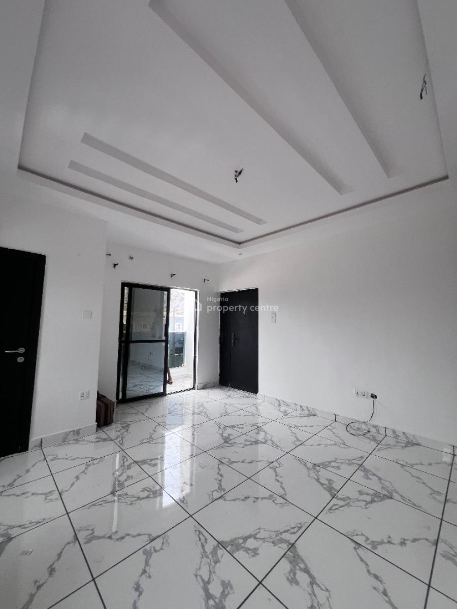 a Standard Mini Flat, Before Novare Shoprite Ajah, Lekki Phase 2, Lekki, Lagos, Flat / Apartment for Rent