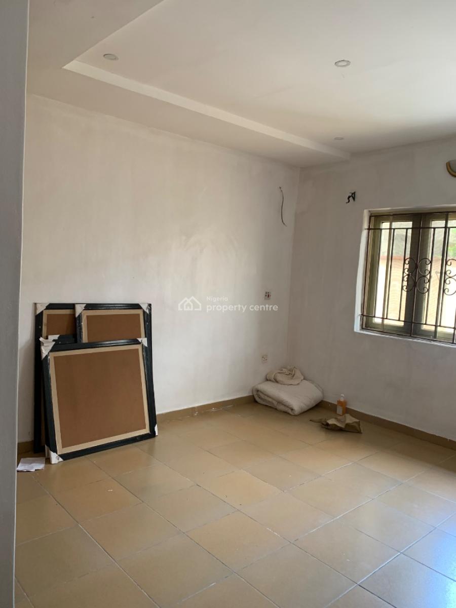 a Well Maintained Two Bedroom Apartment, Orchid Road Lekki Lagos, Lekki Phase 2, Lekki, Lagos, Flat / Apartment for Rent