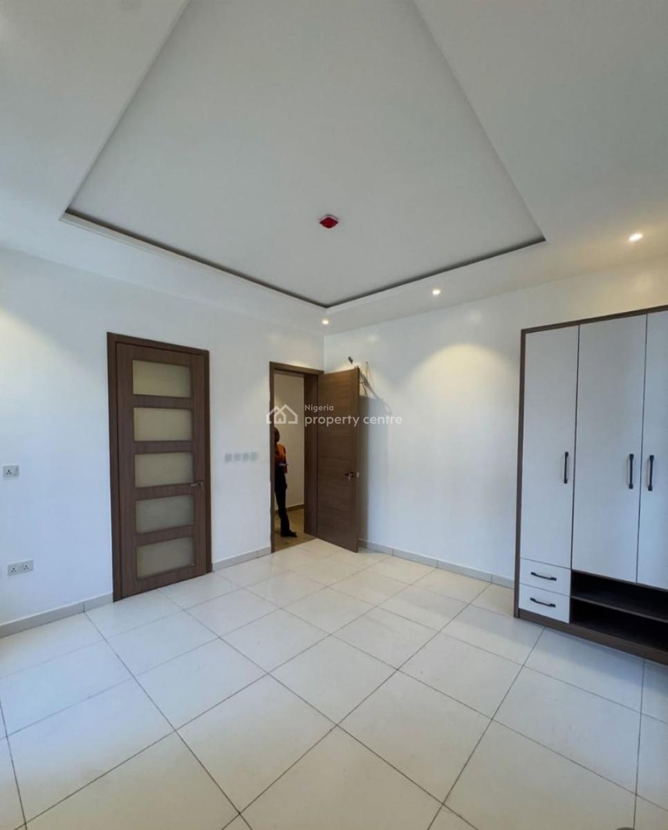 Modern 9units of 2bedroom Apartment with 1unit Self Contain, Ikate, Lekki, Lagos, House for Sale