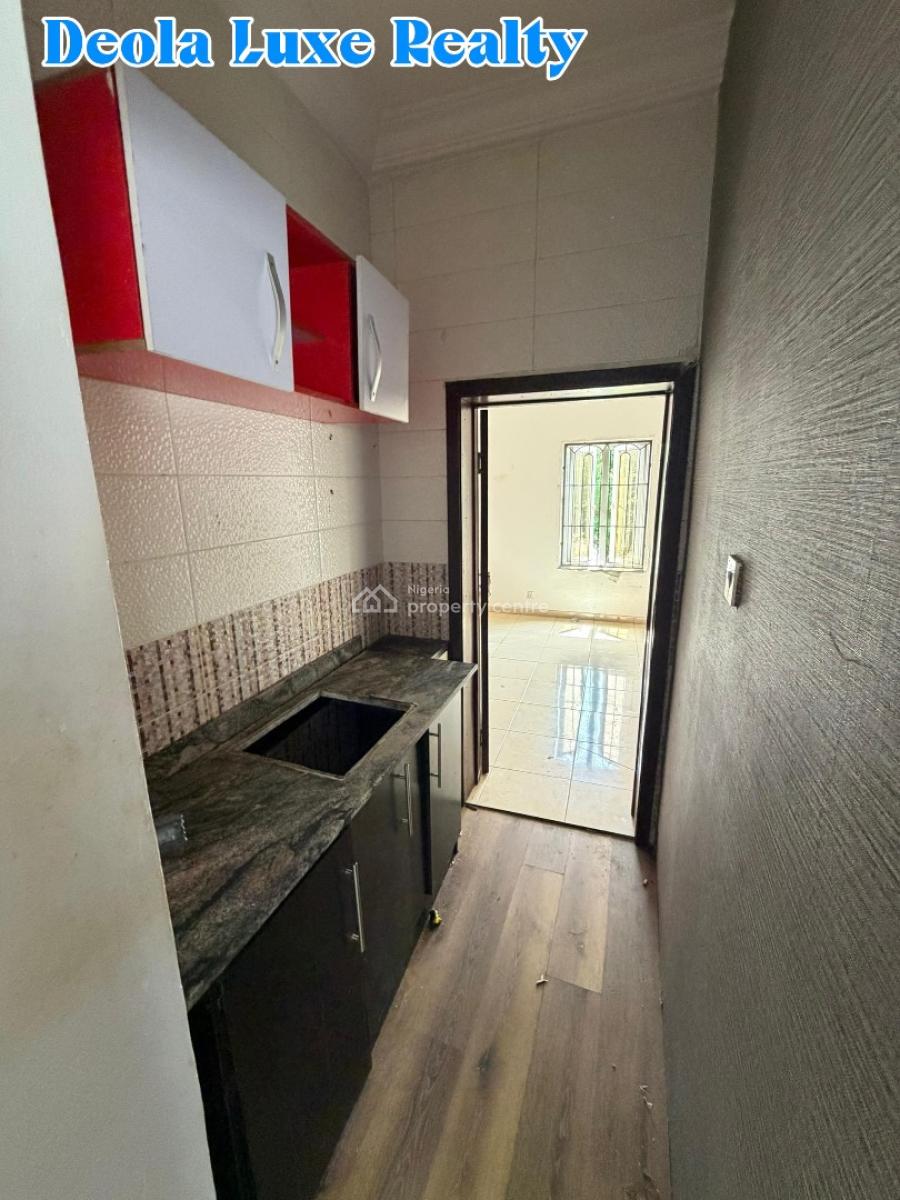 a Nice and Spacious 1 Bedrooms Fully Serviced Apartment with Balcony, Off Admiralty Way, Lekki Phase 1, Lekki, Lagos, Mini Flat (room and Parlour) for Rent