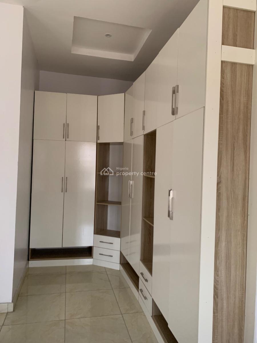 Luxury 4 Bedroom Semi Detached Duplex, Orchard Road Lekki Lagos, Lekki Phase 2, Lekki, Lagos, House for Rent