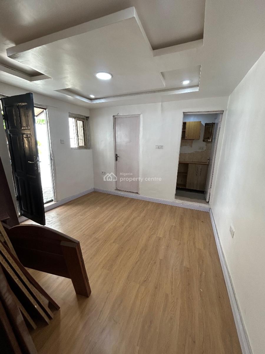 Well Maintained and Spacious Serviced 1 Bedroom Apartment, Lekki Phase 1, Lekki, Lagos, Mini Flat (room and Parlour) for Rent