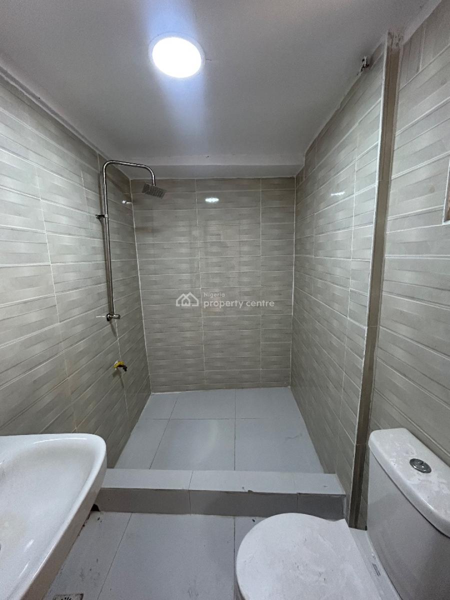 Well Maintained and Spacious Serviced 1 Bedroom Apartment, Lekki Phase 1, Lekki, Lagos, Mini Flat (room and Parlour) for Rent
