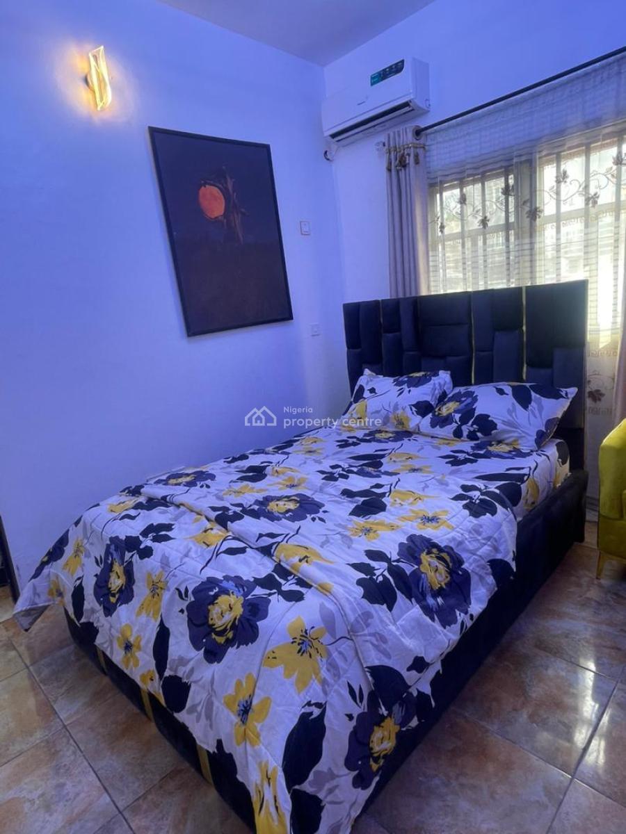 Mini Flat; Room and Parlor, Osapa, Lekki, Lagos, Flat / Apartment for Rent