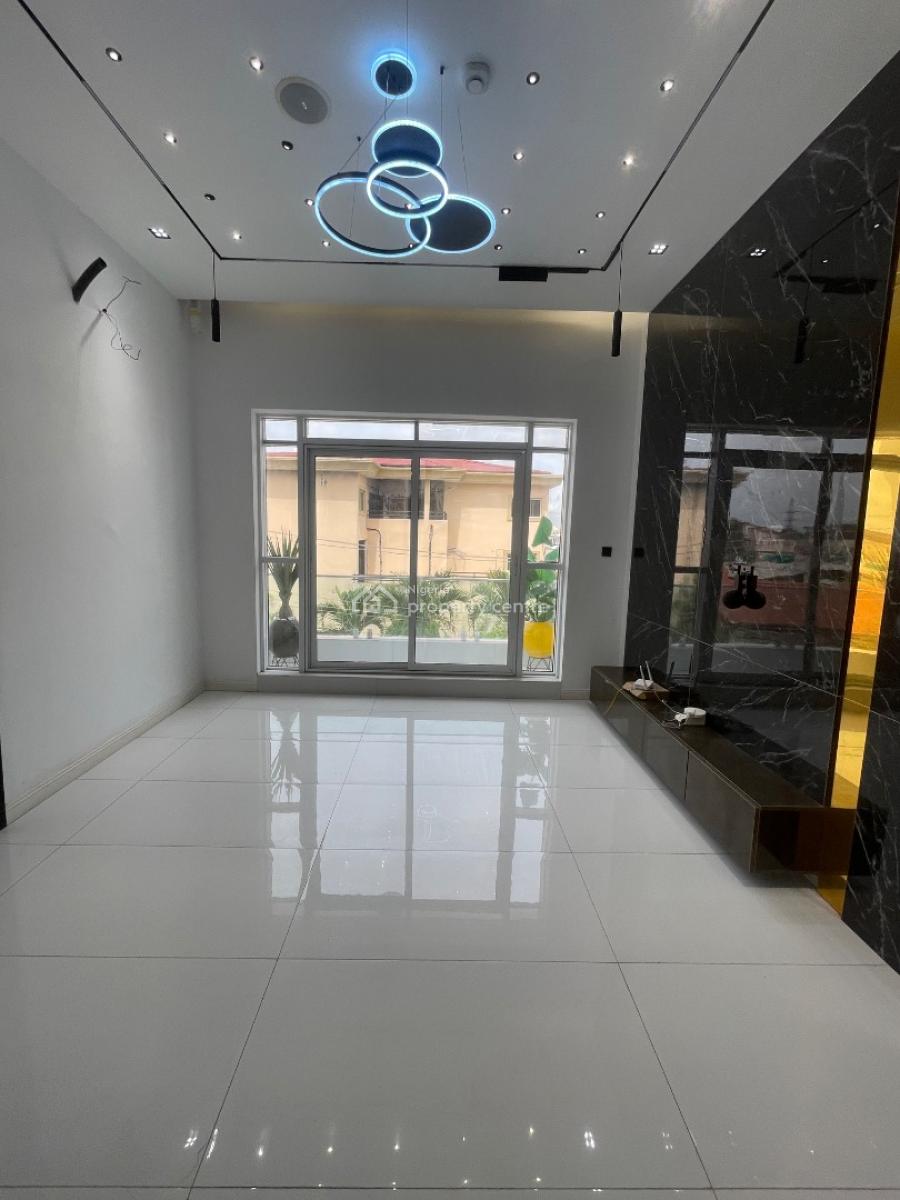 5 Bedroom Duplex with Bq, Cinema, Gym, Elevator & Swimming Pool, Freedom Way / Secured Estate, Lekki Phase 1, Lekki, Lagos, Detached Duplex for Sale