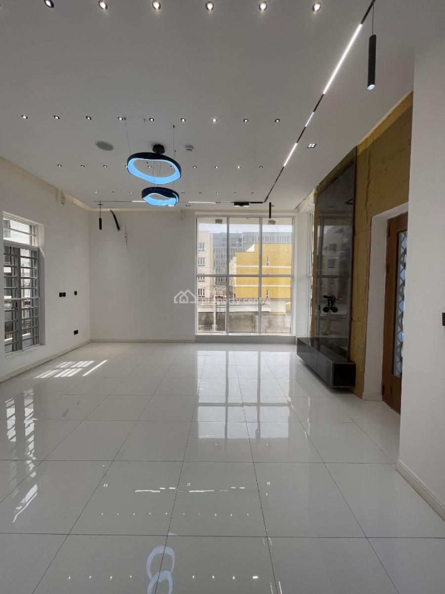 5 Bedroom Duplex with Bq, Cinema, Gym, Elevator & Swimming Pool, Freedom Way / Secured Estate, Lekki Phase 1, Lekki, Lagos, Detached Duplex for Sale